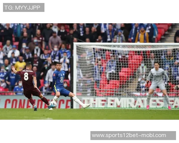 曼城总监盛赞萨维尼奥天赋出众未来将成为球队核心力量